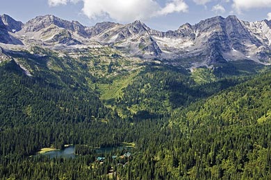 changing face of island lake
