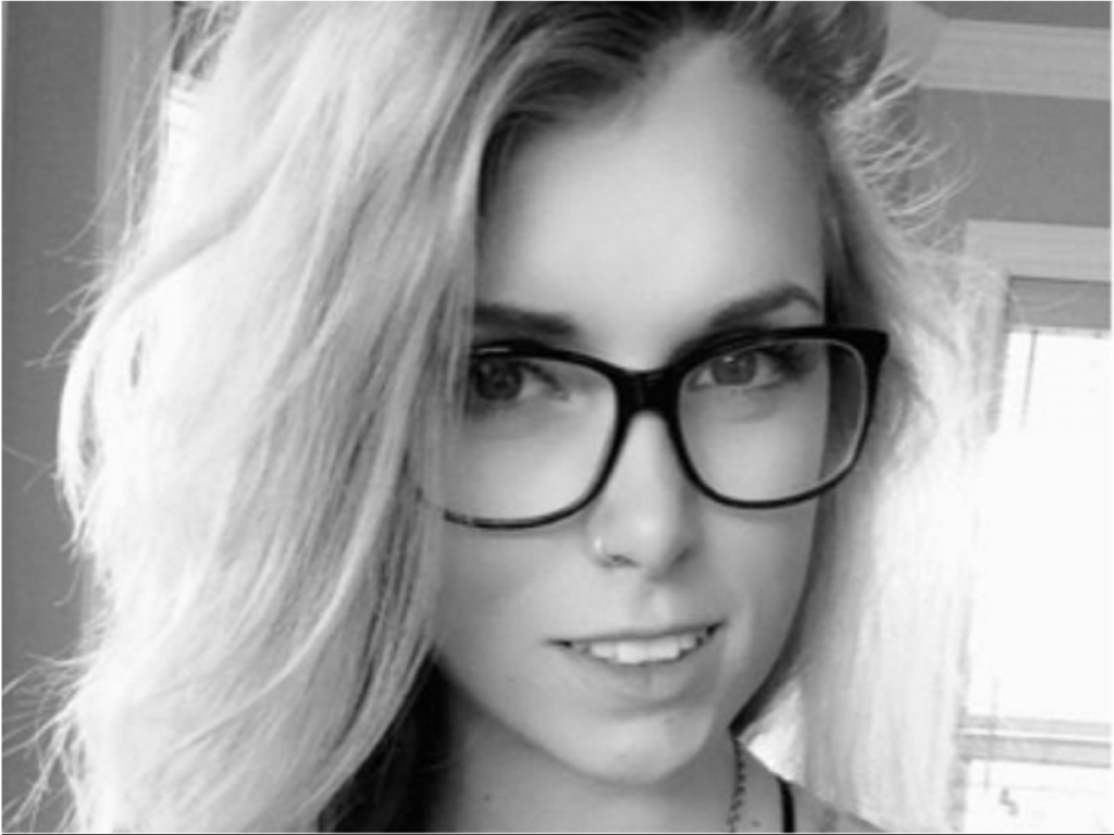 Snowboarder dies in Fernie