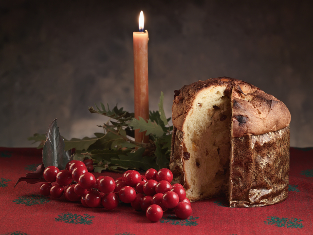Italy-christmas-panettone-dessert-